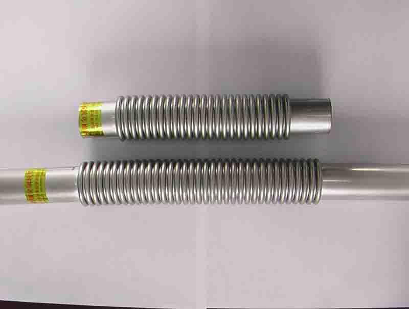 供应汽车排气管