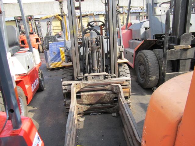 2011给力销售二手叉车、上海市二手叉车网、型号齐全转让