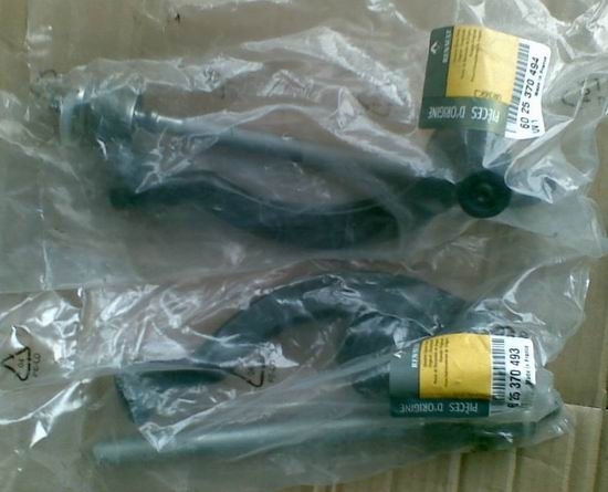 途锐缸盖、曲轴、 三元催化，起动机、空调泵，冷气泵等汽车配件