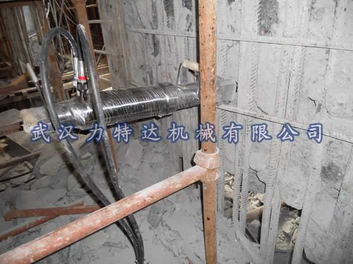 地下剪力墙连续墙钢筋混凝土破拆拆除机械