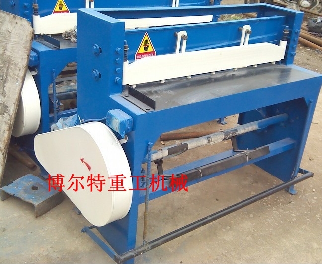 Q11-3×1.3米剪板机结构图,小型电动剪板机价格