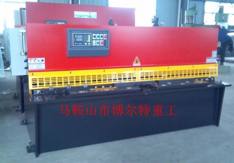 2.5米液压摆式剪板机生产厂家