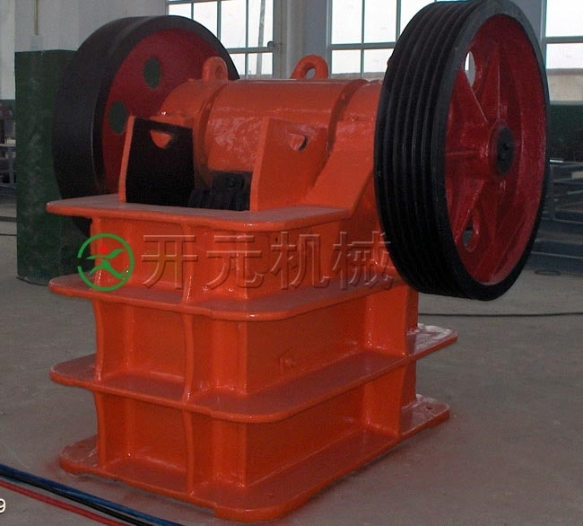 粗碎颚式破碎机价格实惠质量达标