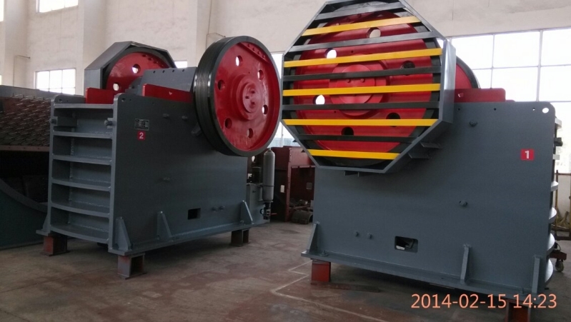 PEX-300×1300细碎颚式破碎机