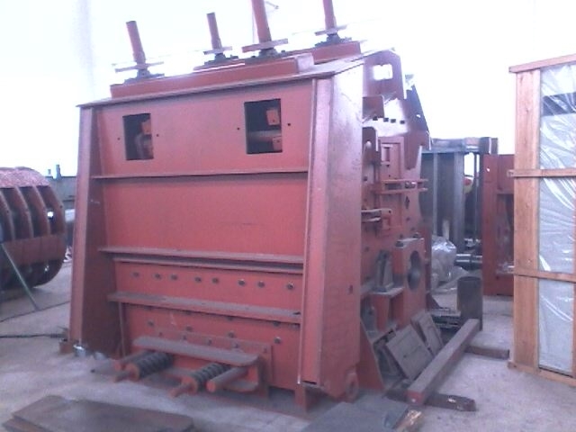 PF-1320反击式破碎机