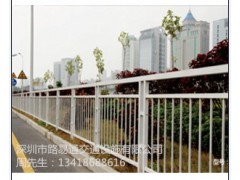 道路隔离护栏 马路甲型护栏 深圳厂家护栏图2