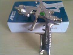 日本岩田喷枪W-101-132P图1