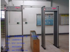 粤卫士B200L安检门图1