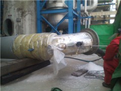 搪瓷反应釜清洁设备_船厂高压清洗机图1