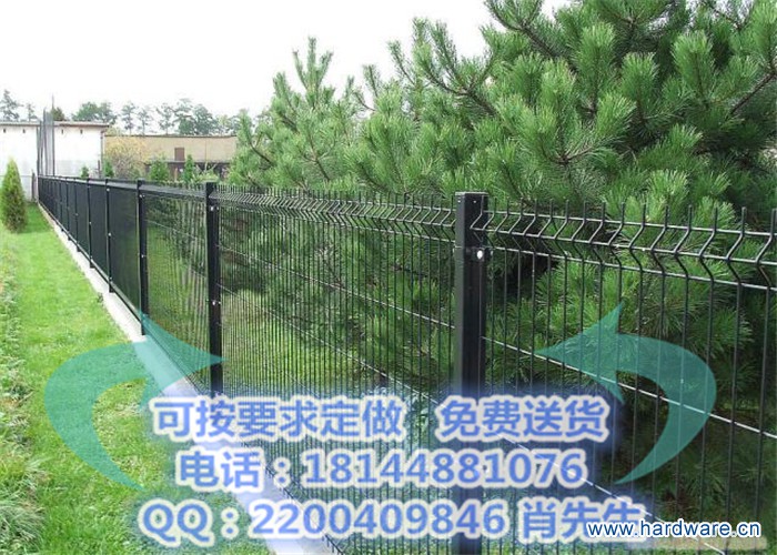 三角折弯护栏网 (7)