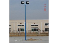 供应篮球场排球场足球场内外热镀锌锥形灯杆灯柱(大小管灯柱)图1