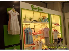 湖南展示柜生产厂家,株洲定制童装店展示柜价格图1