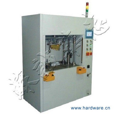 伺服中型热熔机1