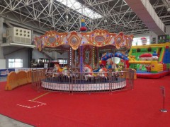 旋转木马出租图1