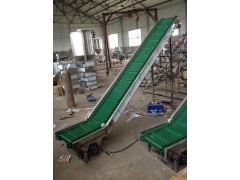 石家庄胜达供应白色PVC裙边爬坡输送机图1