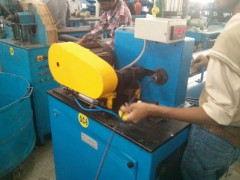 拉索刹车线切割如何达到端口平整光滑无毛刺图1