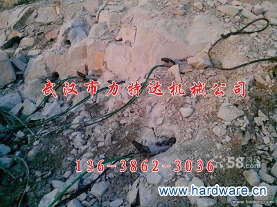 劈裂棒岩石开采