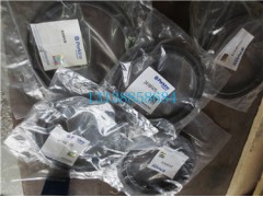 perkins发动机整机维修配件perkins摇臂室盖图1