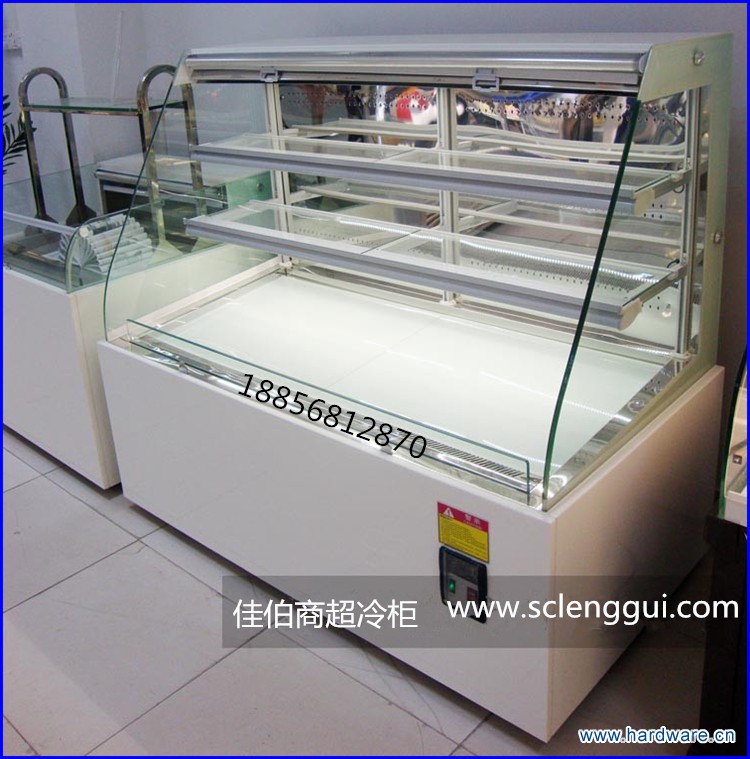 弧形开放式蛋糕柜