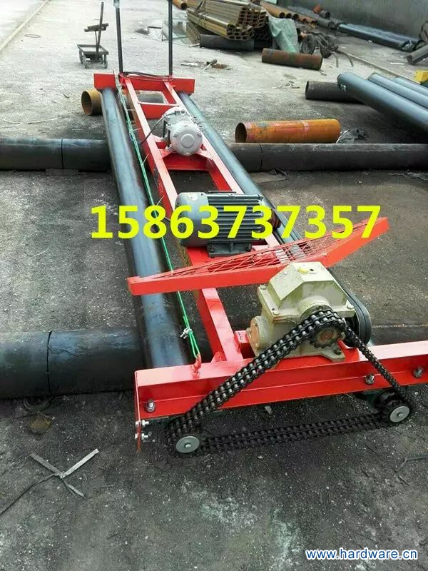 两滚轴摊铺机不起拱1