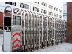 深圳拉闸门,深圳Z好的盾豪牌拉闸门,欢迎选购。图1