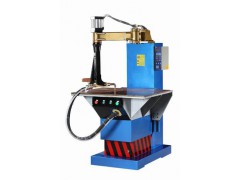 摇臂点焊机图1
