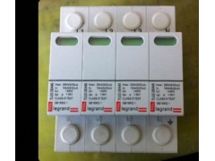 高仿TLU2-20KA/4P TCL罗格朗TLU2浪涌保护器图1