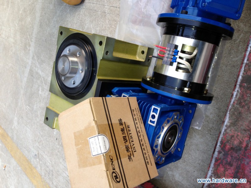 1526787732_527410453