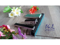 停车场斜坡水泥面金刚砂防滑条嵌入式图1