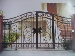 成都优美雅铁艺大门图1