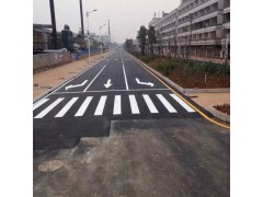 东莞厚街做停车场划线施工厂家/厚街停车位热熔标线价格图1