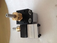 5cc方形静电输i齿轮泵 供漆泵图1