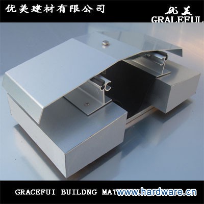 优美变形缝处理图片