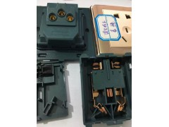 好开关 好插座 拆开看内部材质 结构 澳贝安全插座图1