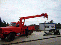 六轮驱动汽车吊钻一体机 8吨汽车吊机 汽车吊钻厂家河北图1