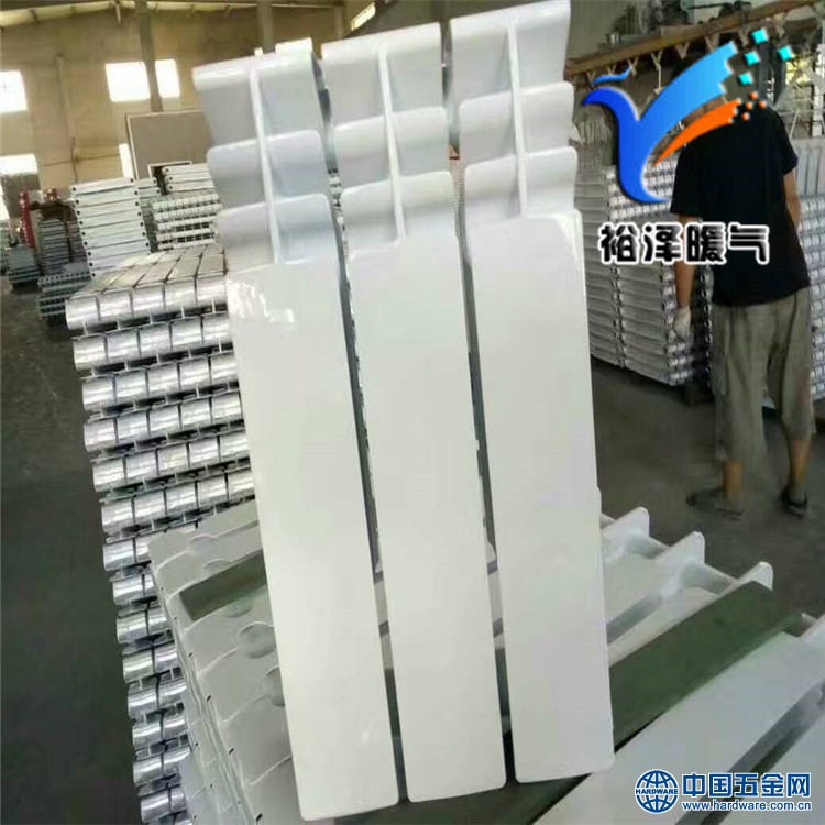 2061B8D9121277B87D99235EC6707DBE_副本