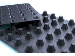 “抗老化”车库专用排水板【随州排水板ZM厂家】图1