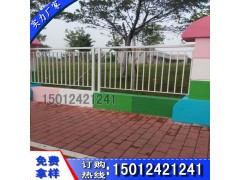 韶关甲型隔离围栏 京式交通防护围栏 深圳甲型护栏 安装定做图1