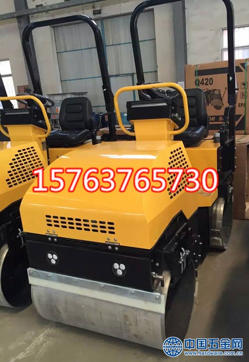 全液压一吨式压实机_副本_副本 - 副本 - 副本