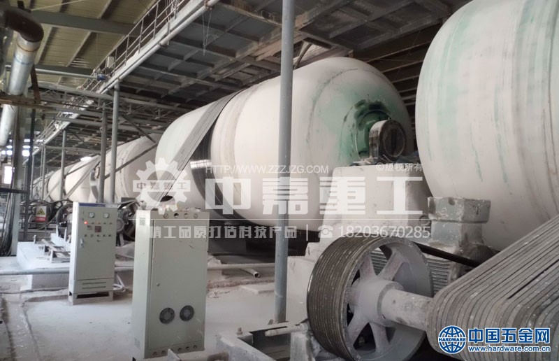 陶瓷球磨机生产厂家-中嘉重工