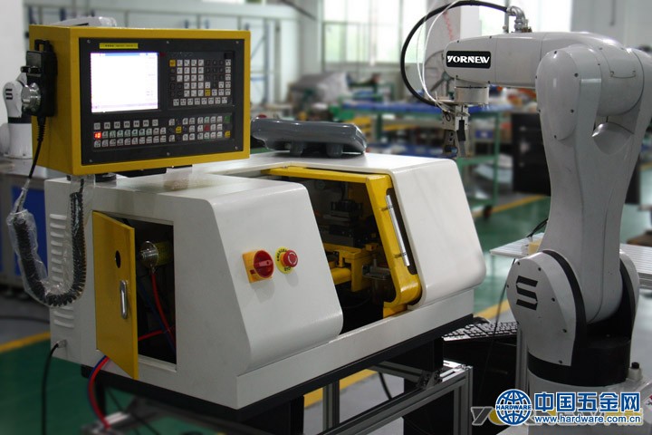 FMS数控车床工作站