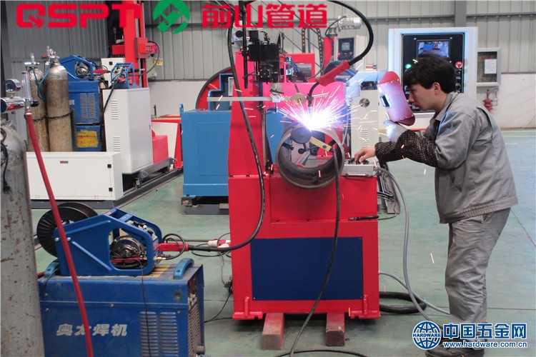 管道预制自动焊机A8型.17