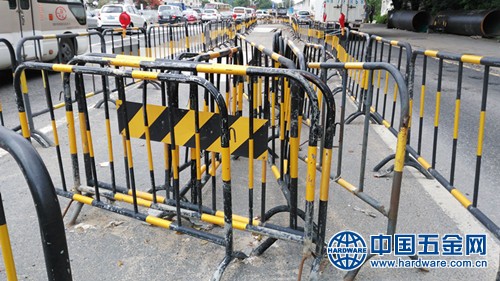 道路隔离栏 铁马
