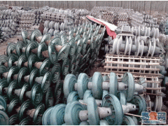 回收废旧瓷瓶绝缘子,回收钢化玻璃绝缘子图1