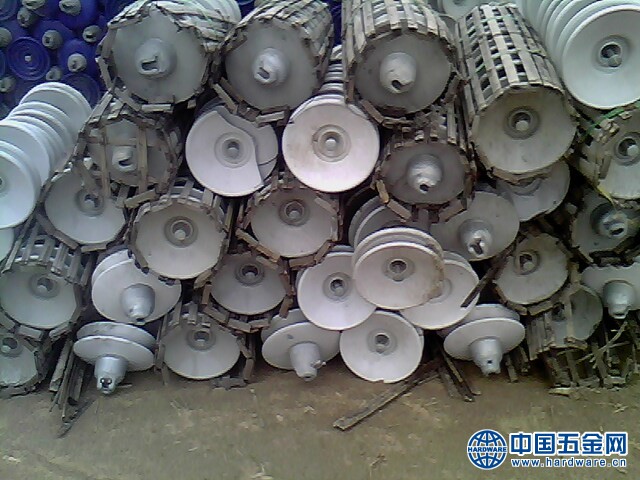 2013624155915711 (1)