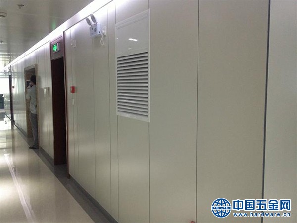 918013728_731433875-15334899668