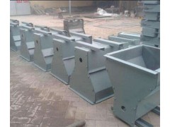 隔离墩模具_混凝土隔离墩模具_振通模具图1