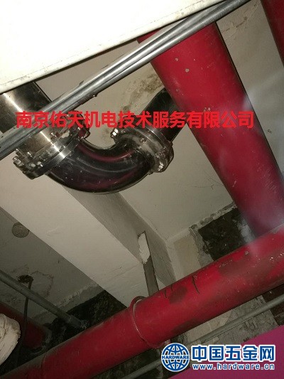 不锈钢生活水管抢修 (6)