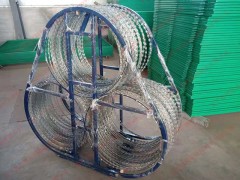 济宁10米三圈滚筒式反恐防暴封控阻隔网路障图1