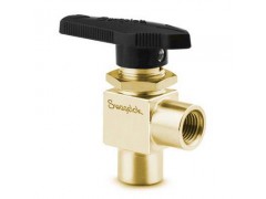 昆明黄铜角型球阀NPT内螺纹，可选压力测试图1